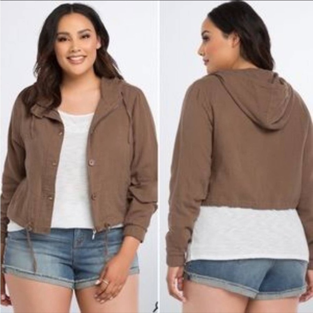 torrid Olive Green Textured Button-Up Hooded Utility Jacket - Picture 3 of 8